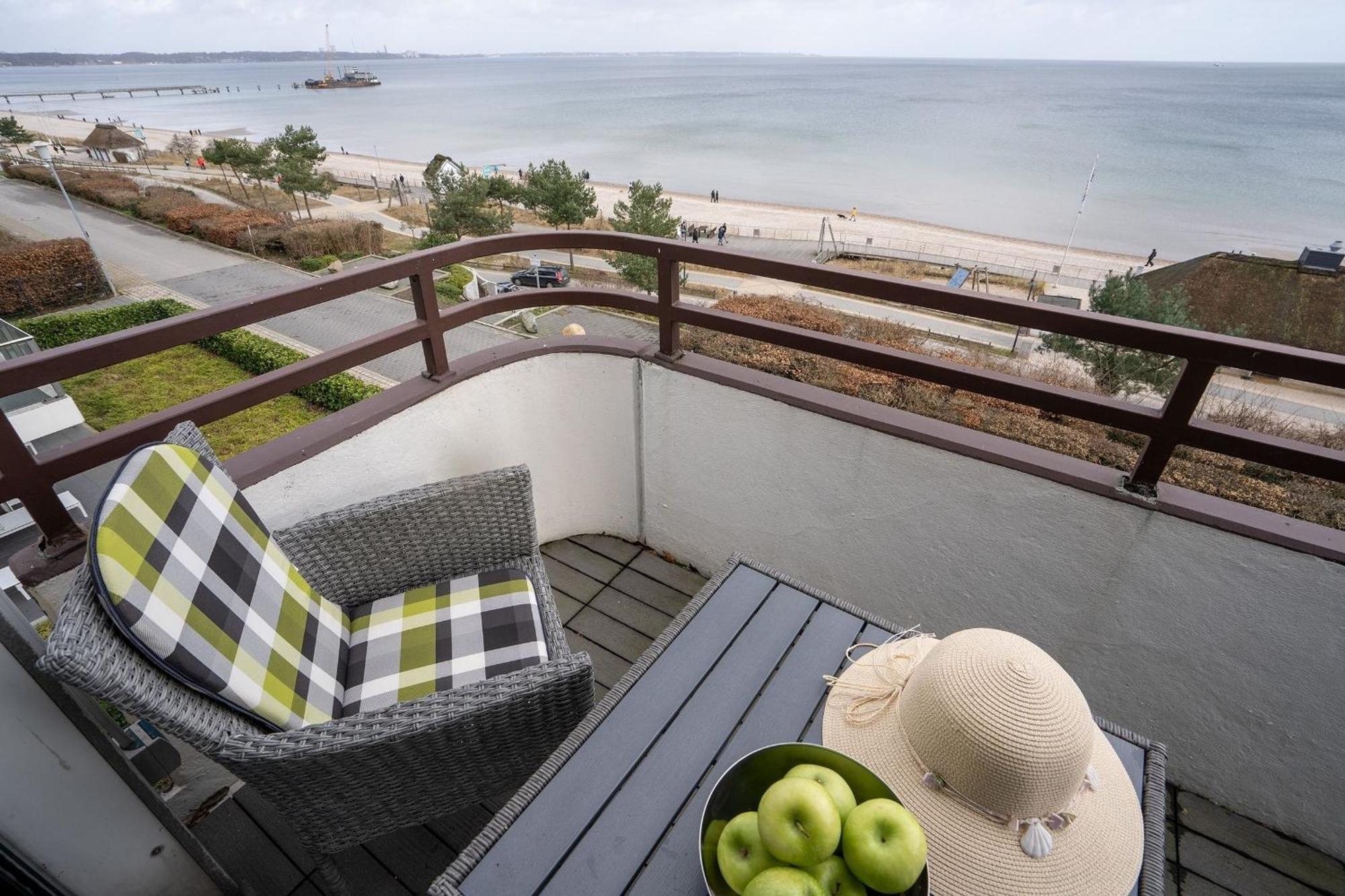 Residenz Am Hang Saltwater Suite Scharbeutz Exteriör bild